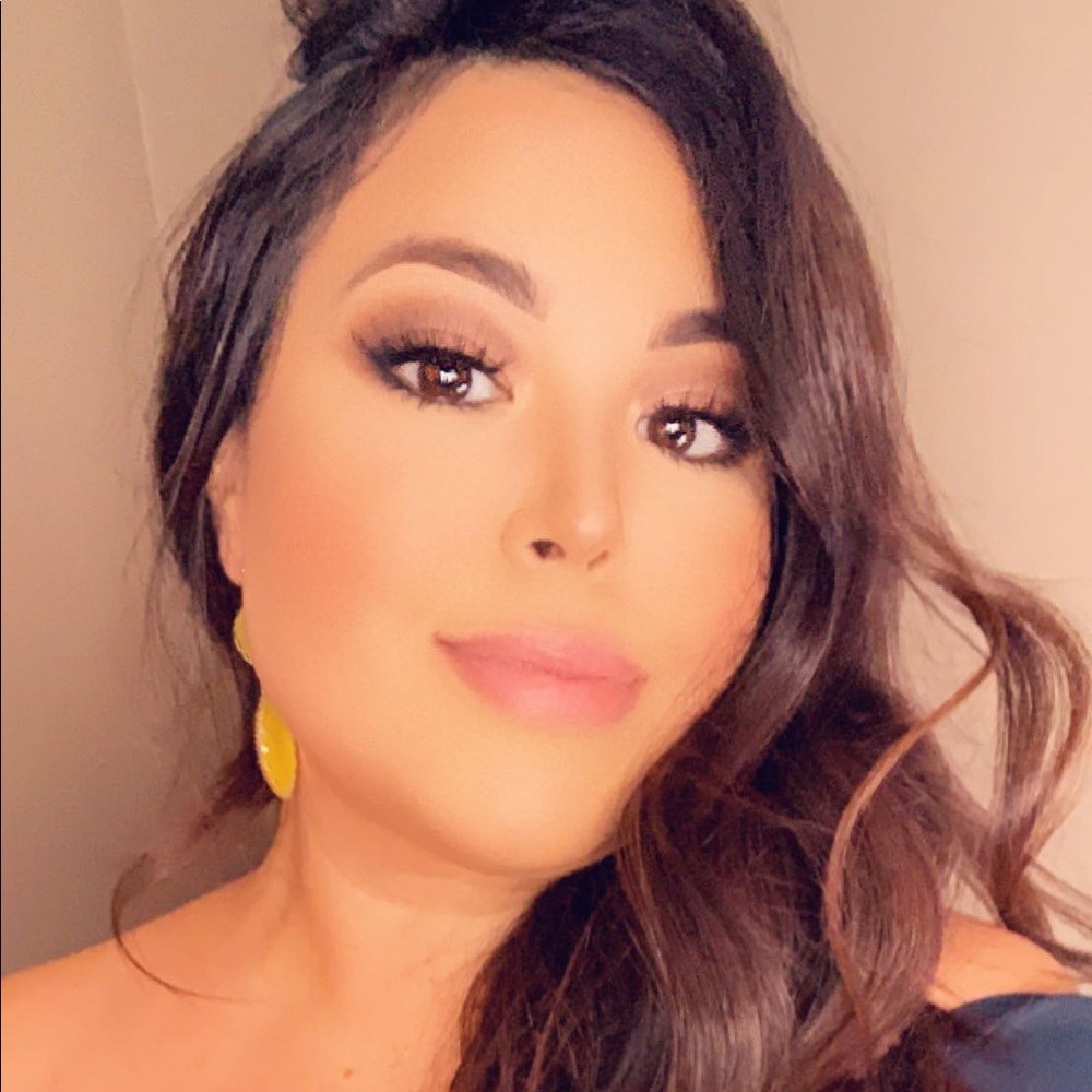 Meet your Posher, Erika